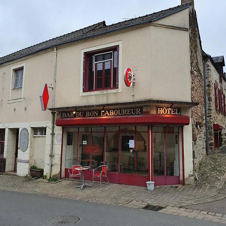 Le Bon Laboureur Hotel Saint-Léonard-des-Bois Buitenkant foto